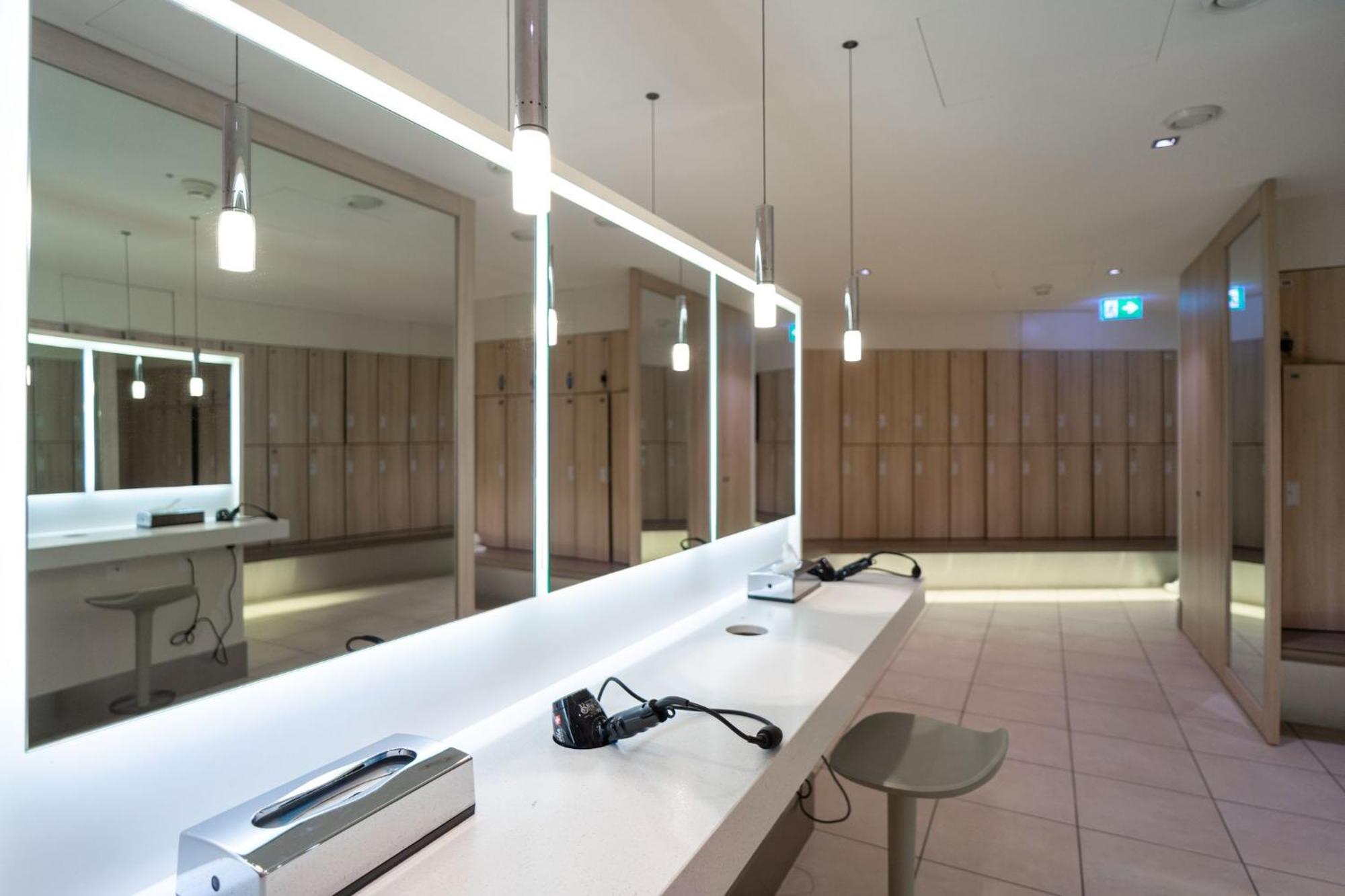 Crowne Plaza Zuerich By Ihg Hotel Екстериор снимка